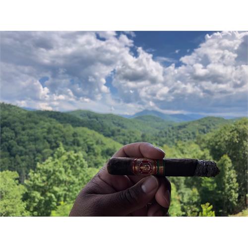 Arturo Fuente Natural 8-5-8 6  * 47