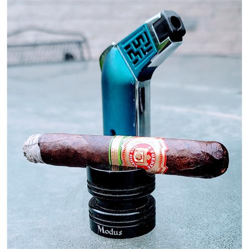 Arturo Fuente Maduro 8-5-8 6  * 47