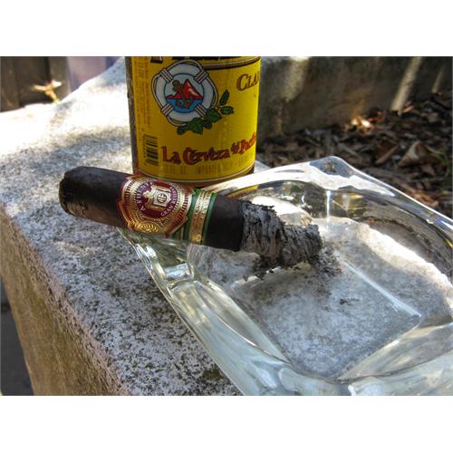 Arturo Fuente Maduro Chateau Fuente 4 1/2 * 50
