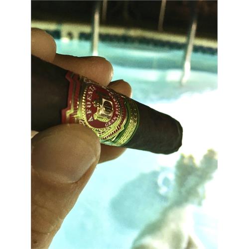 Arturo Fuente Maduro Chateau Fuente 4 1/2 * 50