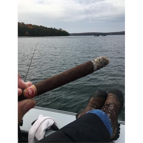 Arturo Fuente Maduro Curly Head Deluxe 6 1/2 * 43