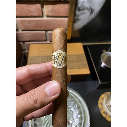 AVO Classic Robusto 5  * 50