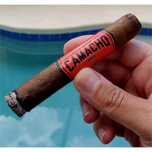 Camacho Corojo Robusto 5  * 50