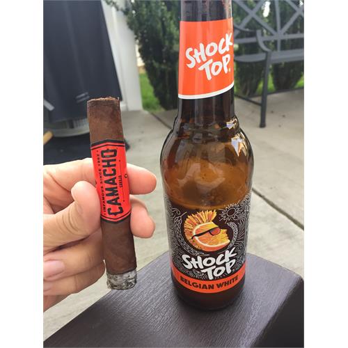 Camacho Corojo Robusto 5  * 50
