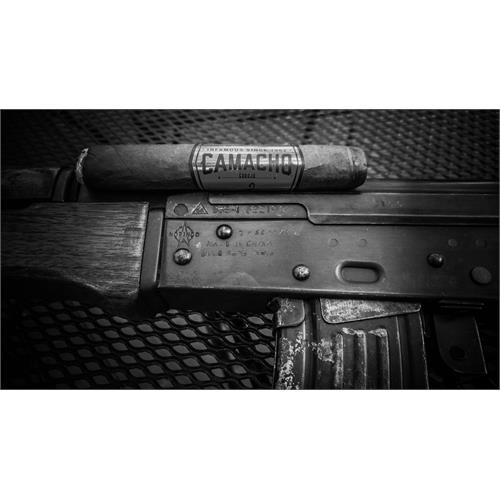 Camacho Corojo Toro 6  * 50