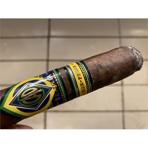 CAO Brazilia Box Pressed 5 1/4 * 54