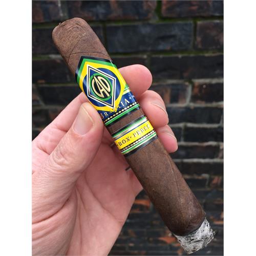 CAO Brazilia Box Pressed 5 1/4 * 54