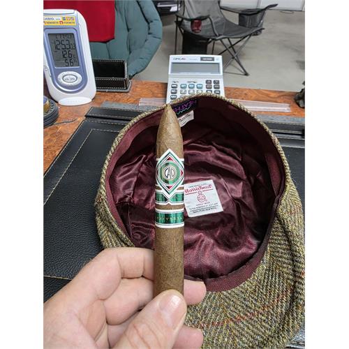 CAO Cameroon Belicoso 6  * 54