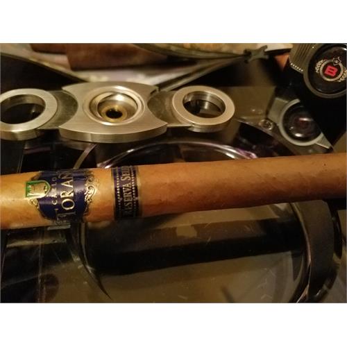 Carlos Torano Reserva Selecta Churchill 7 1/4 * 48