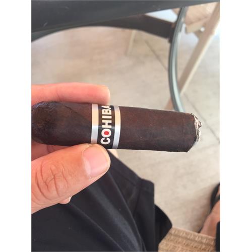 Cohiba Black Supremo 6  * 54