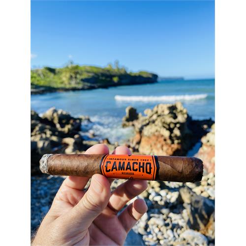 Camacho Connecticut Robusto 5  * 50