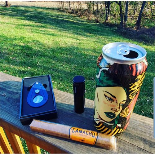 Camacho Connecticut Robusto 5  * 50