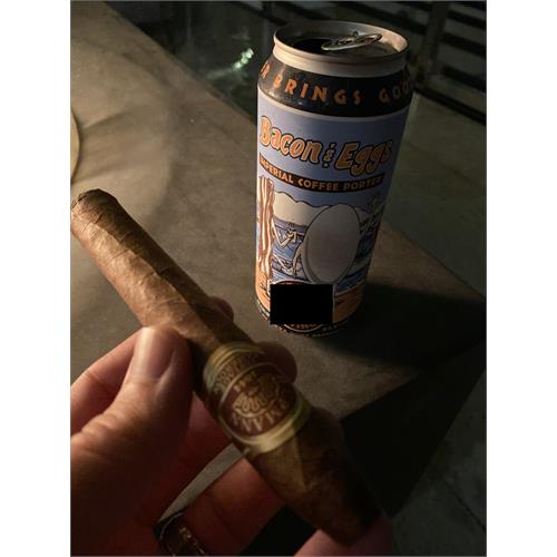H. Upmann Vintage Cameroon Belicoso 6 1/8 * 52