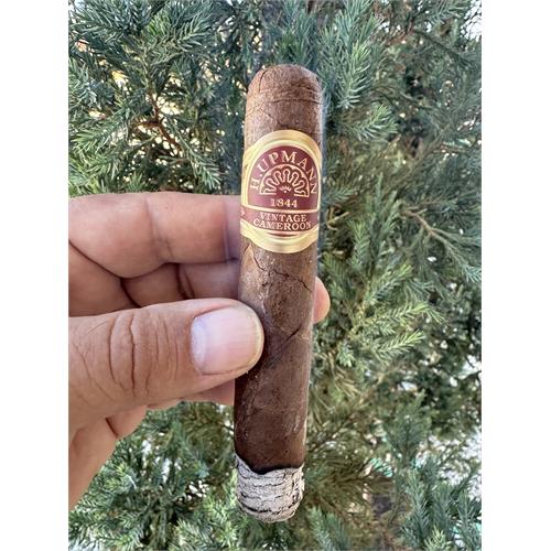 H. Upmann Vintage Cameroon Robusto 5  * 52