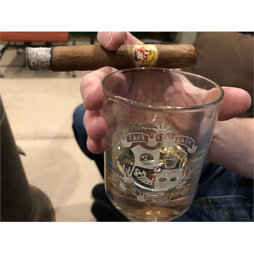 La Gloria Cubana Natural Corona Gorda 6  * 52 