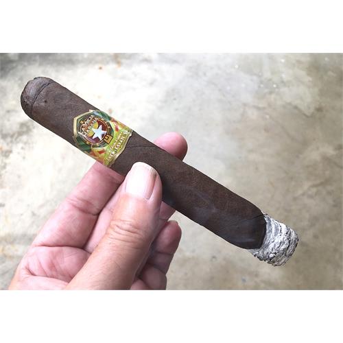 La Vieja Habana Brazilian Maduro Bombero 6  * 54