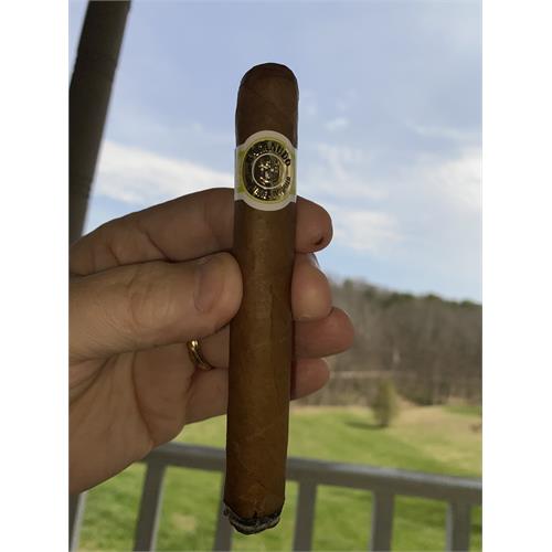 Macanudo Cafe Hyde Park 5 1/2 * 49