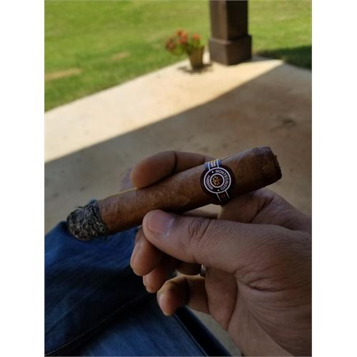 Montecristo No. 2 6  * 50
