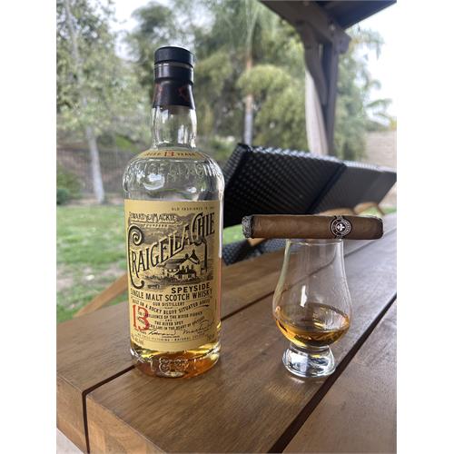 Montecristo Robusto 5  * 50