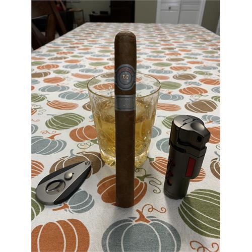 Montecristo Platinum Churchill Tube 7  * 50