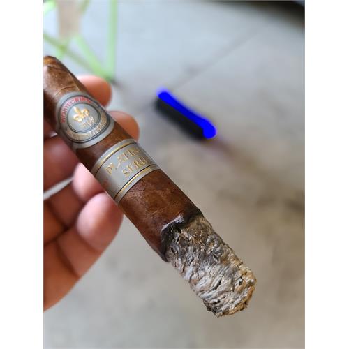 Montecristo Platinum Robusto 5  * 50