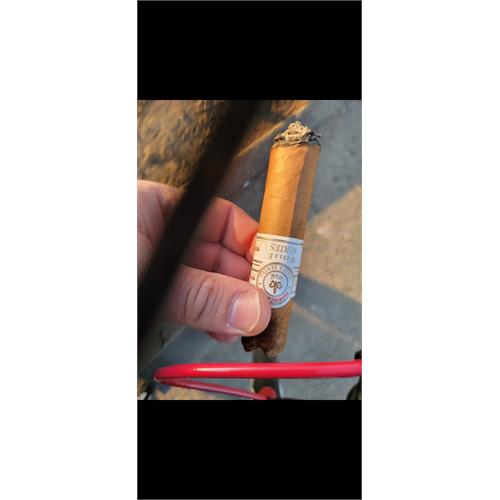 Montecristo White No. 2 6 1/8 * 52