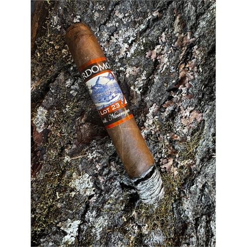 Perdomo Lot 23 Robusto 5  * 50