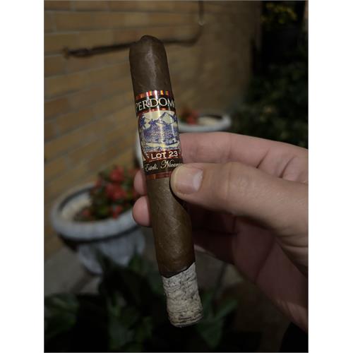 Perdomo Lot 23 Toro 6  * 50