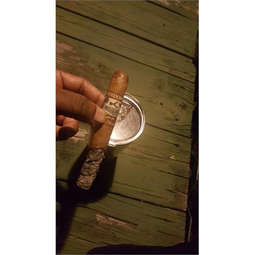 Perdomo Lot 23 Toro 6  * 50