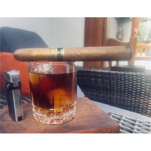 Perdomo Reserve Champagne Churchill 7  * 54
