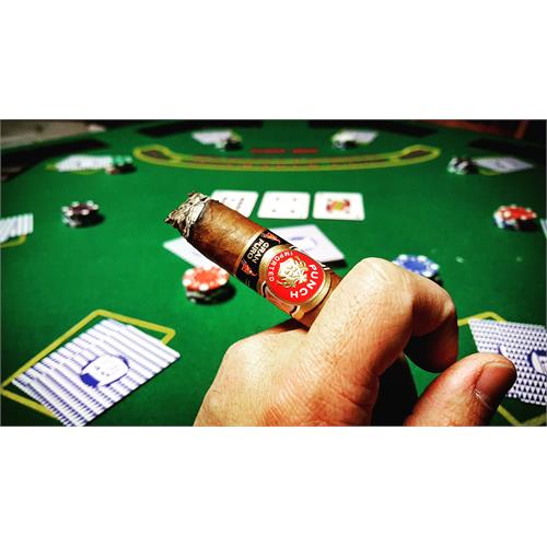 Punch Gran Puro Santa Rita 4 1/2 * 52