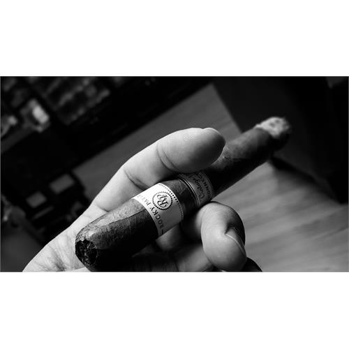 Rocky Patel Vintage 1999 Robusto 5 1/2 * 50