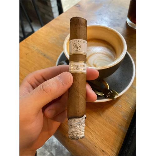 Rocky Patel Vintage 1999 Robusto 5 1/2 * 50