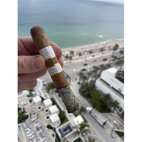 Rocky Patel Vintage 1999 Robusto 5 1/2 * 50