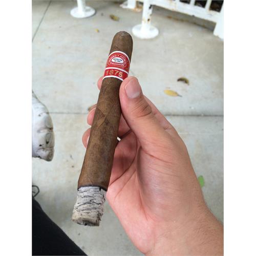 Romeo y Julieta 1875 Deluxe #1 Glass 7  * 50