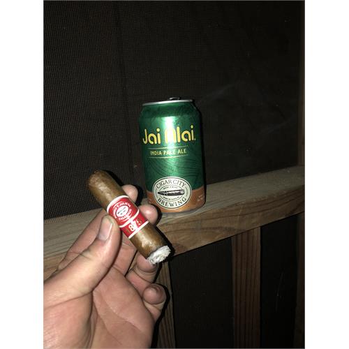 Romeo y Julieta 1875 Deluxe #1 Glass 7  * 50