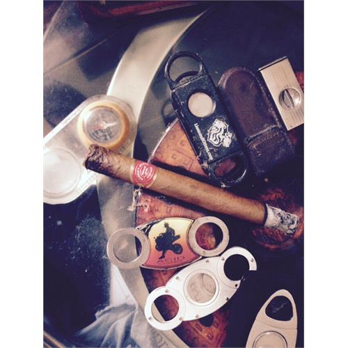 Romeo y Julieta 1875 Exhibition #1 8 1/2 * 52