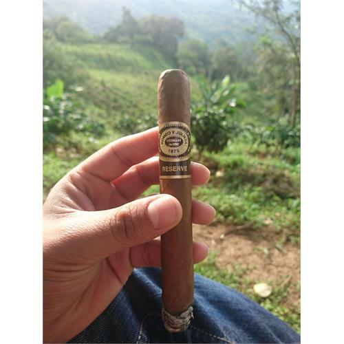 Romeo y Julieta Habana Reserve Corona 5 5/8 * 45