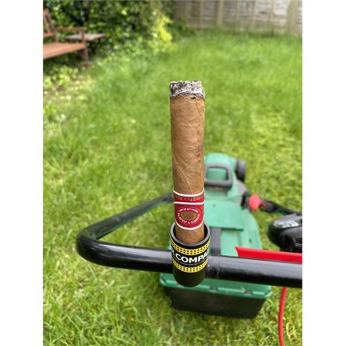 Romeo y Julieta Reserva Real Robusto 5  * 52