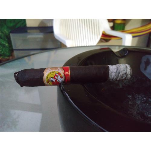 La Gloria Cubana Serie R Maduro No. 5 5 1/2 * 54