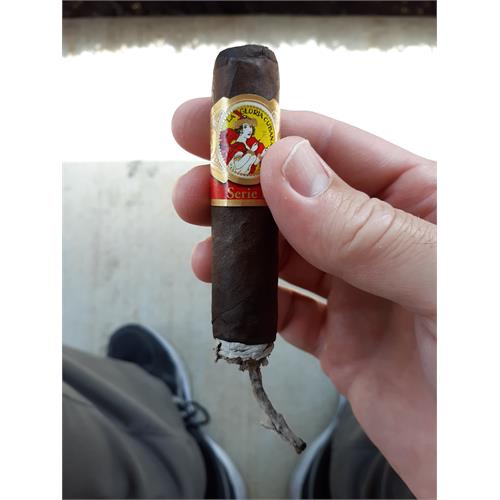 La Gloria Cubana Serie R Maduro No. 5 5 1/2 * 54