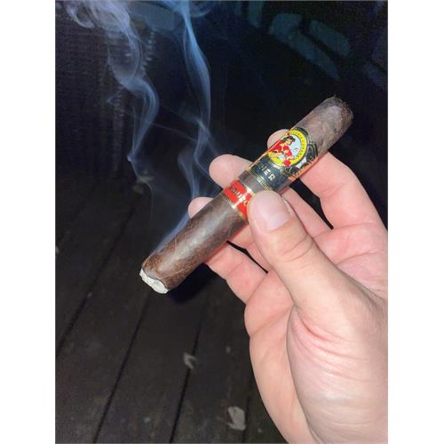 La Gloria Cubana Serie R Maduro No. 5 5 1/2 * 54