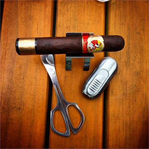 La Gloria Cubana Serie R Maduro No. 6 5 7/8 * 60