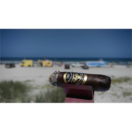 Partagas Black Label Magnifico 6  * 54