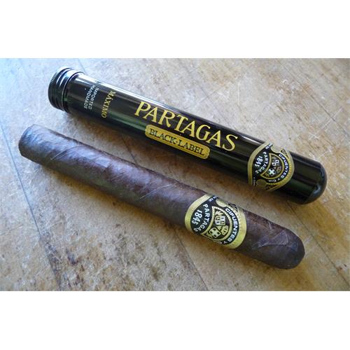 Partagas Black Label Maximo 6  * 50