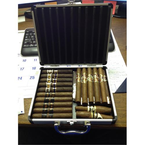 Craftsman s Bench 20-cigar Humidor, The Scout
