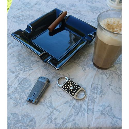 Craftsman s Bench Neptune Ashtray Black
