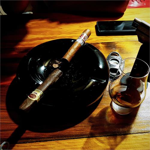 Craftsman s Bench Olympus Ashtray