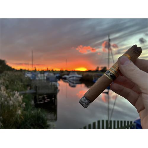 Perdomo Reserve Champagne Epicure 6  * 54