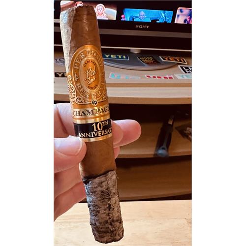 Perdomo Reserve Champagne Epicure 6  * 54